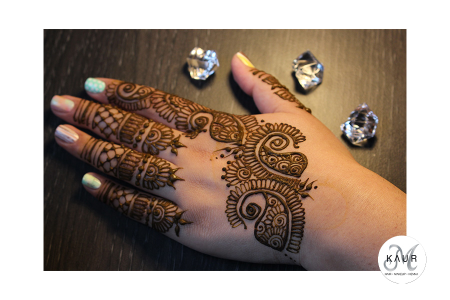 Henna Image